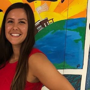 Meet your Posher, Alyssa